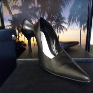 Andiamo 9.5 M Brazilian Black Leather Pumps